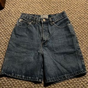 Size 5 Arizona Jean shorts!